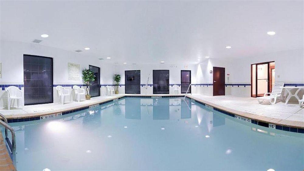 Holiday Inn Express I-95 Capitol Beltway - Largo By Ihg Экстерьер фото