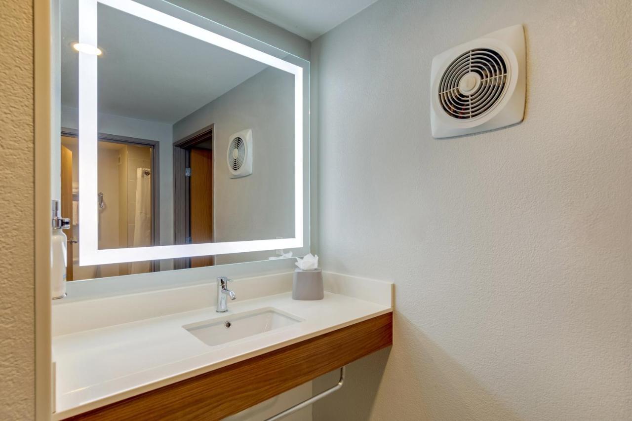 Holiday Inn Express I-95 Capitol Beltway - Largo By Ihg Экстерьер фото