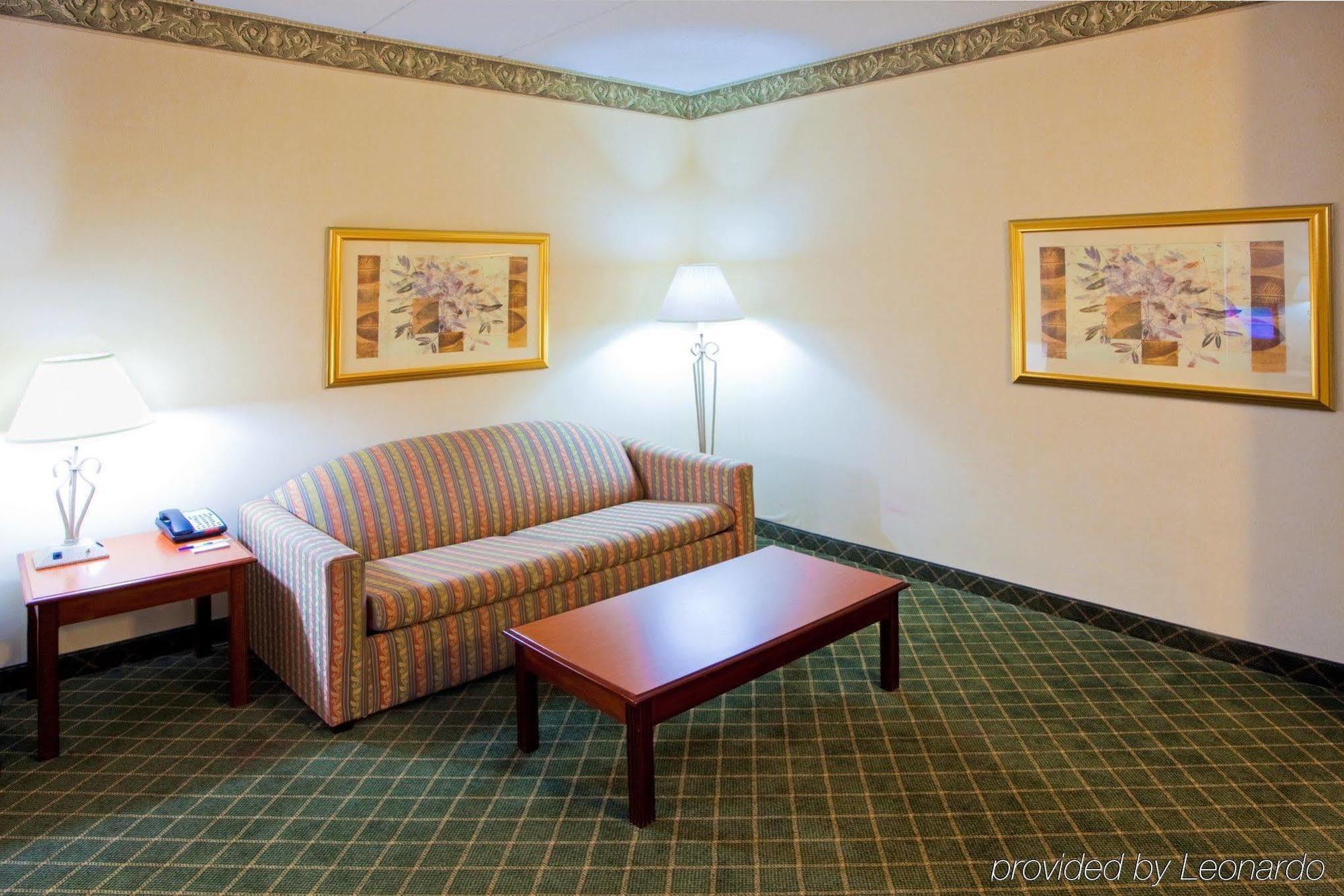 Holiday Inn Express I-95 Capitol Beltway - Largo By Ihg Номер фото