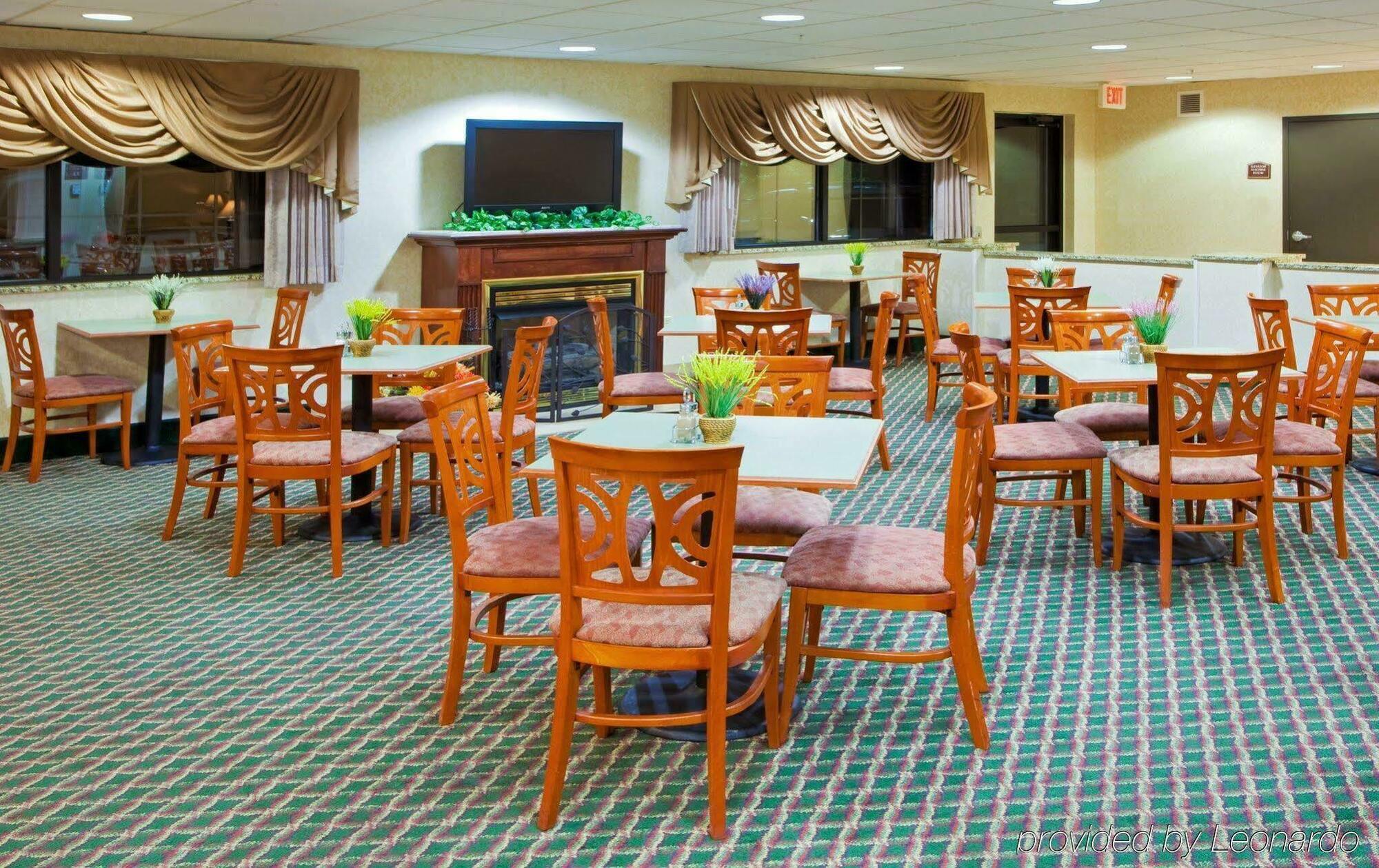 Holiday Inn Express I-95 Capitol Beltway - Largo By Ihg Экстерьер фото