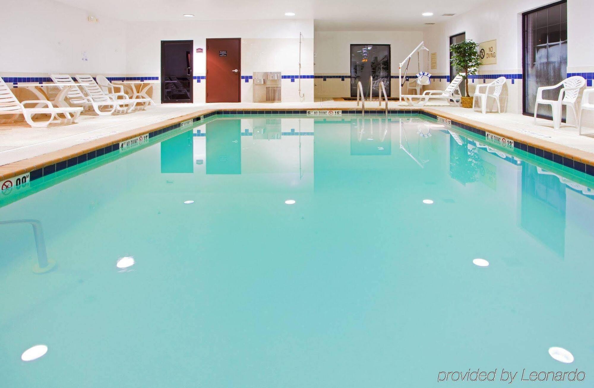 Holiday Inn Express I-95 Capitol Beltway - Largo By Ihg Экстерьер фото
